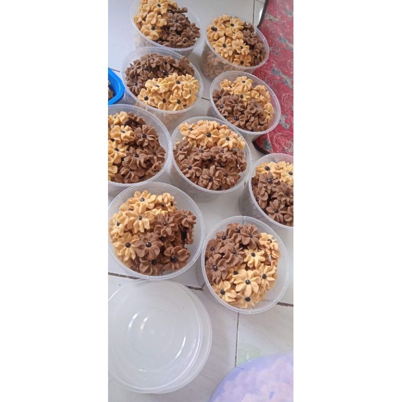 

Kue Semprit Mawar