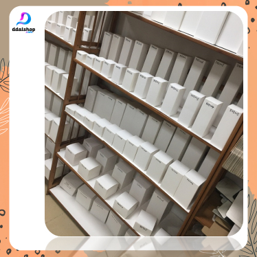 

Box Parfum Kardus Kotak Polos untuk Kemasan Botol Hampers Souvenir Dus kemasan 6x6