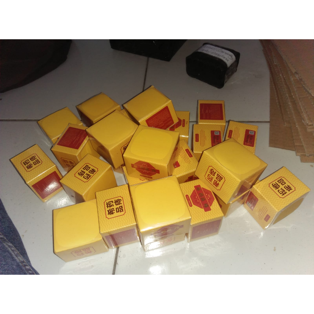 Obat Wasir Cina Xi Yaopin Zhi - Salep Ambeyen Ampuh BPOM - Obat Bisul - Xi Yaopin Zhi