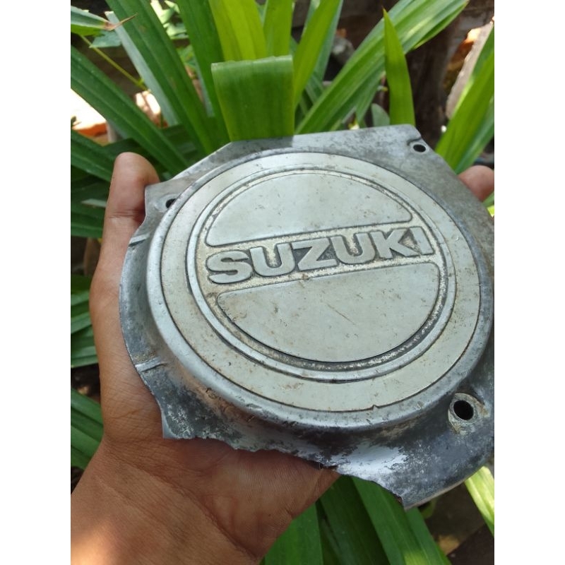 tutup karburator Suzuki trs118