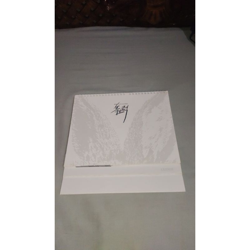 [BOOKED SARAS] ORIGINAL CALENDAR LEZHIN 2023