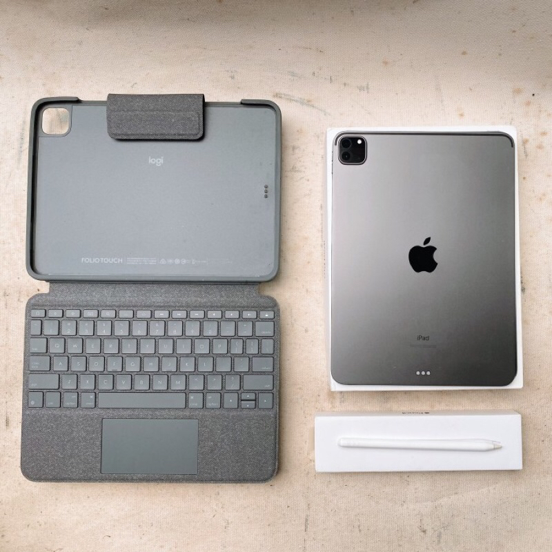 Ipad Pro 11 2020 256gb wifi only Second/Preloved