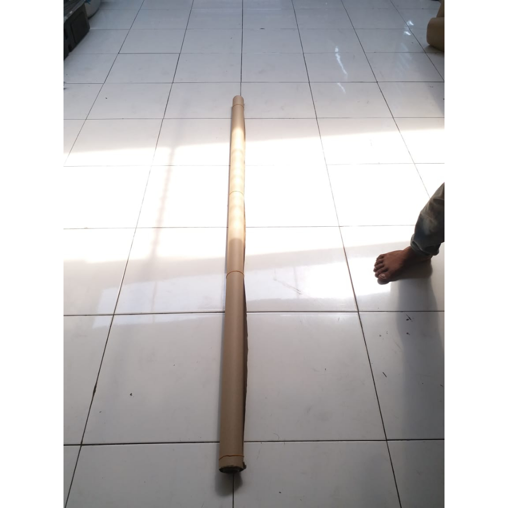 

KERTAS COKLAT TEBAL TINGGI 180CM PANJANG 10METER