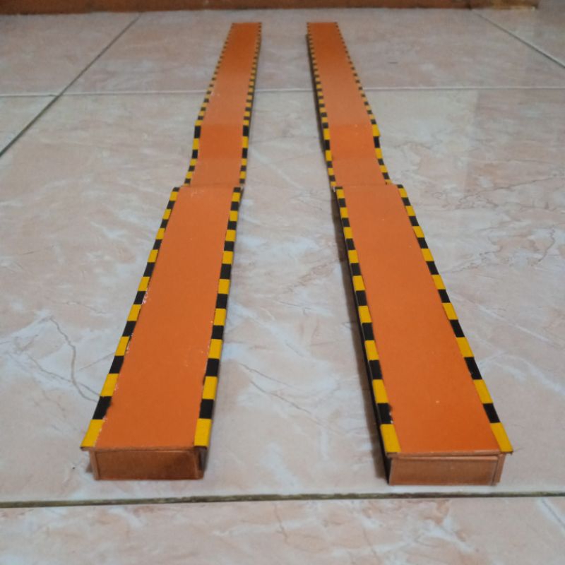 Miniatur Peron Kereta Api Indonesia - Model Stasiun PVC Panjang 50 cm