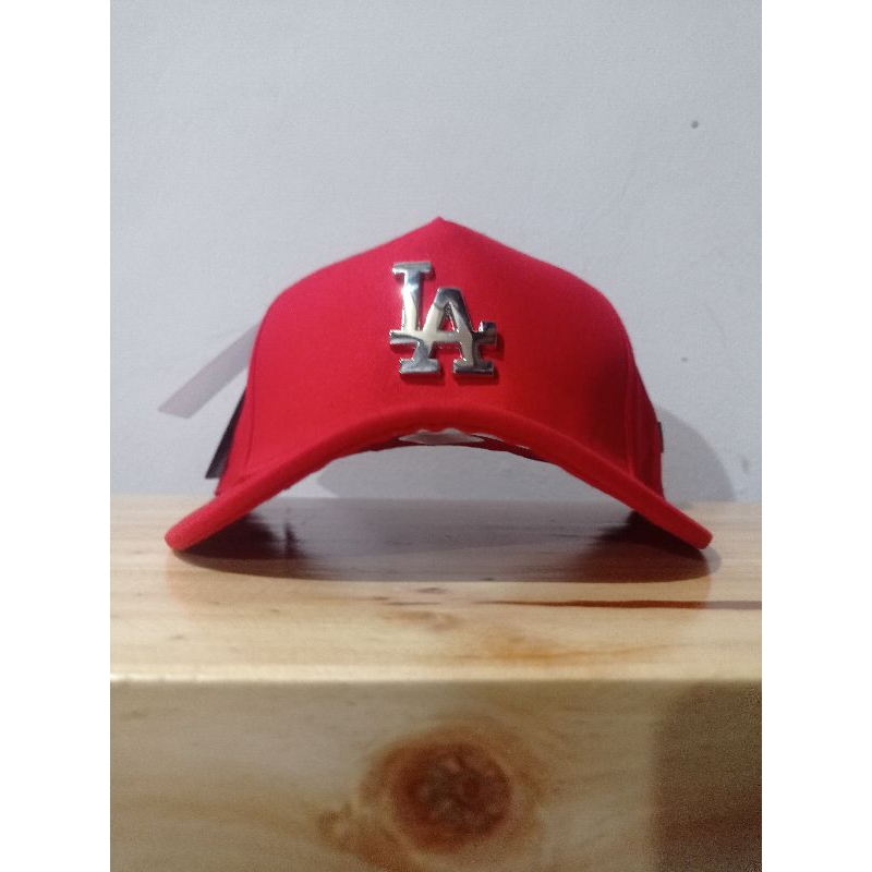 LA Silver/Plat Besi/ Bahan Merah/ Topi Premium/ Topi Baseball/ Topi MLB/