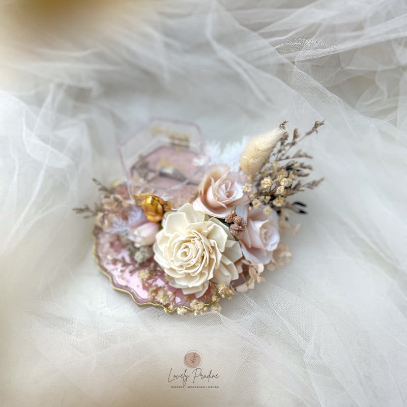 Kotak Cincin Lamaran / Ring box Tunangan Seserahan Pernikahan / Tempat Perhiasan Model Resin Elegan 