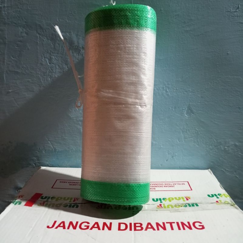 10 karung beras ukuran 15 kg/karung plastik