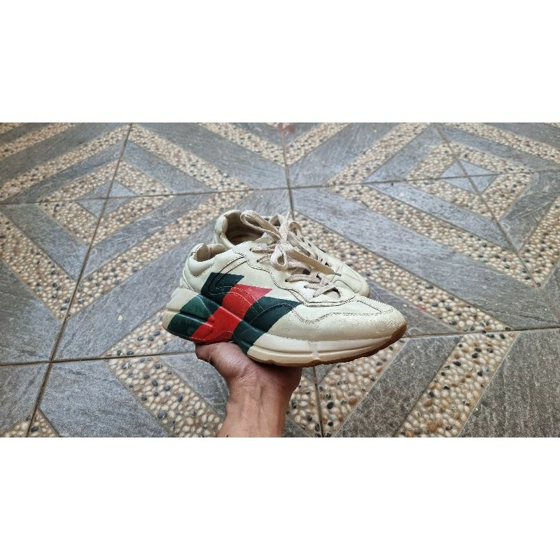 sepatu pria model Sport preloved