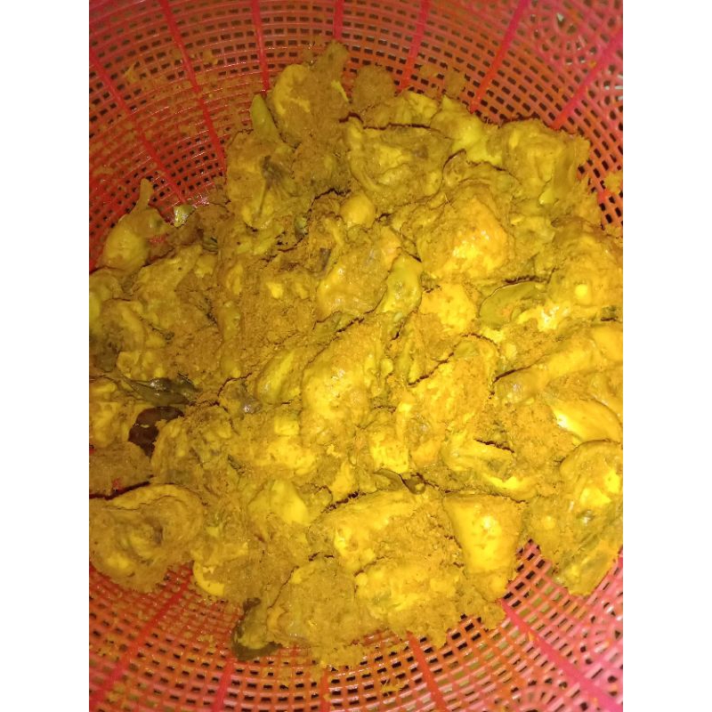 

Ayam Kuning Mak Mawat