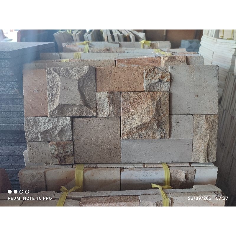 Batu alam mozaik palem