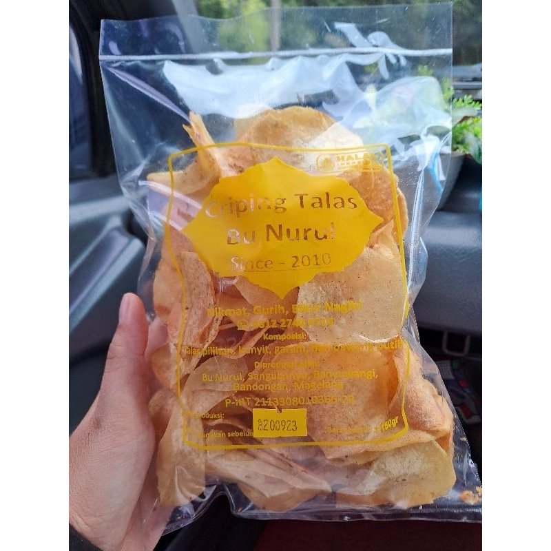 

Criping Talas Bu Nurul +-180 gr keripik cemilan asin gurih kiloan