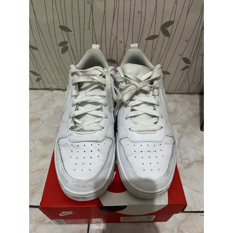 Nike Court Borough Low 2