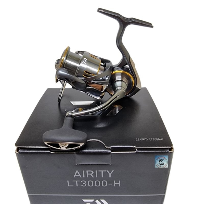 reel daiwa airity lt 3000H Power handle