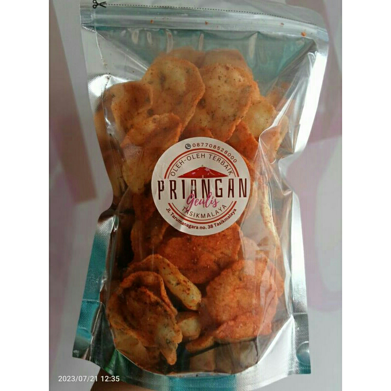 

comring pedas puoch ,combro kering ,makanan ringan khas tasikmalaya