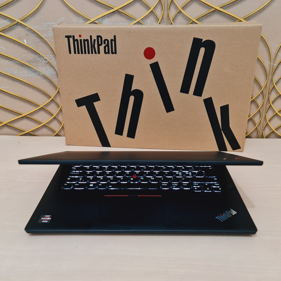 LENOVO THINKPAD RYZEN 5 PRO
