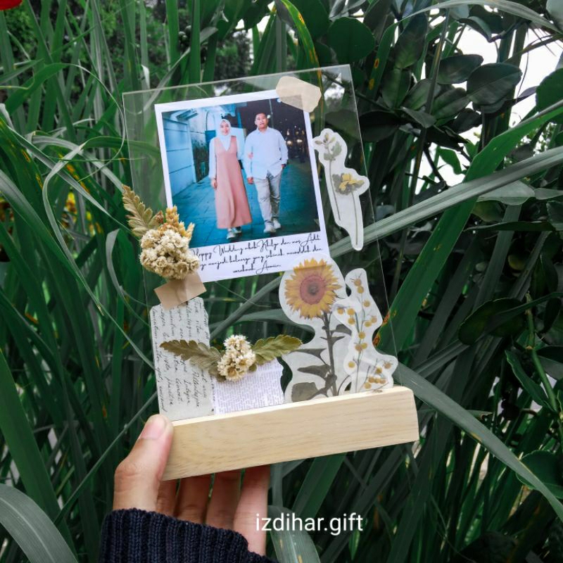[Tanpa PO] Kado Akrilik Custom/ Custom foto aeshtetic / custom vintage acrylic / FREE PACKAGING BOX 
