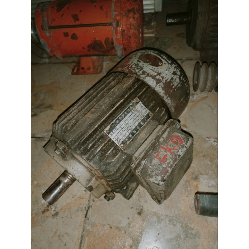 dinamo penggerak 2 hp / 1,5kw 3 phase