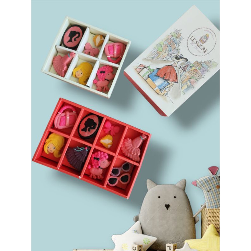 

Barbie macarons box