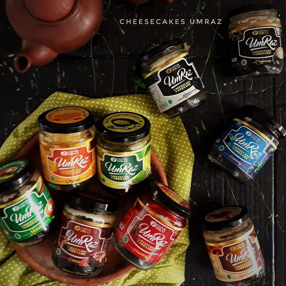 Cheesecake UMRAZ - cheesecake in jar  - cheese cake - panggang - Varian Cheesecake Strawberry