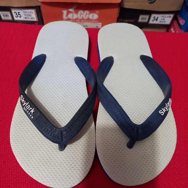 SandalSkylark DewasaSize-8