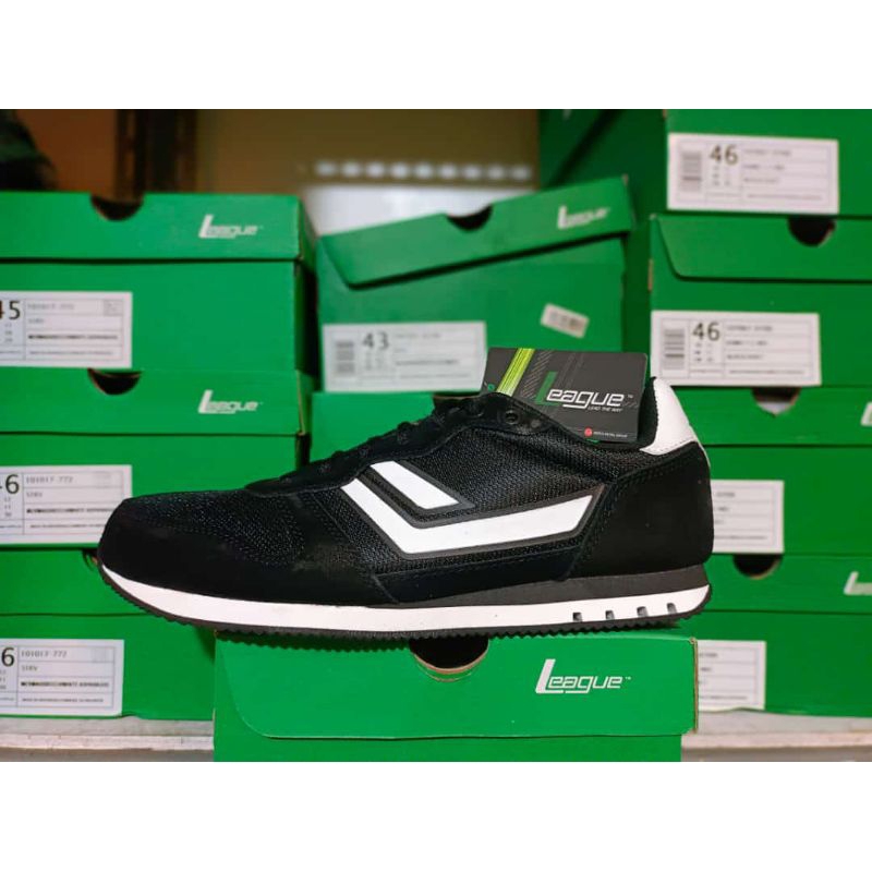 Sepatu League pria Hitam STRV sneakers shoes original promo