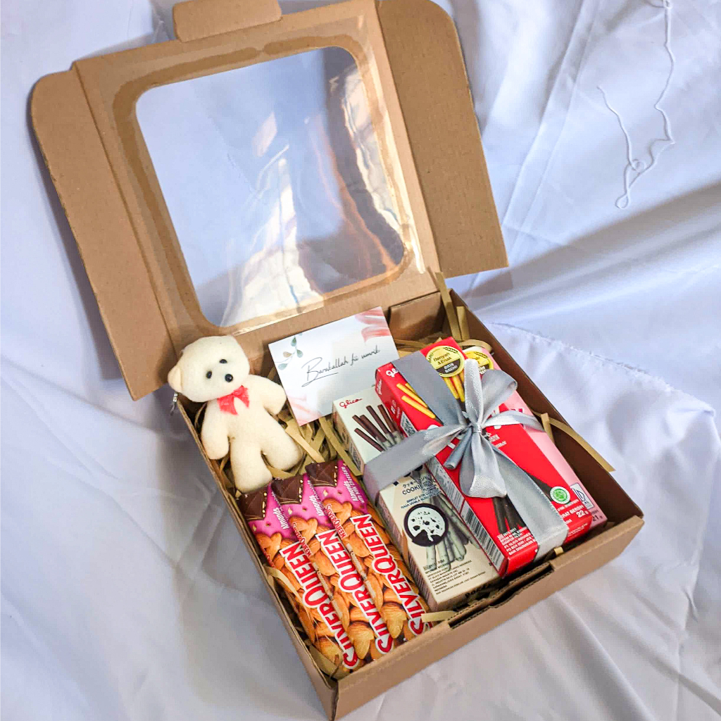 

Paket Cokelat - Hampers Silverqueen - Kado makanan - atau Hadiah Ulang tahun