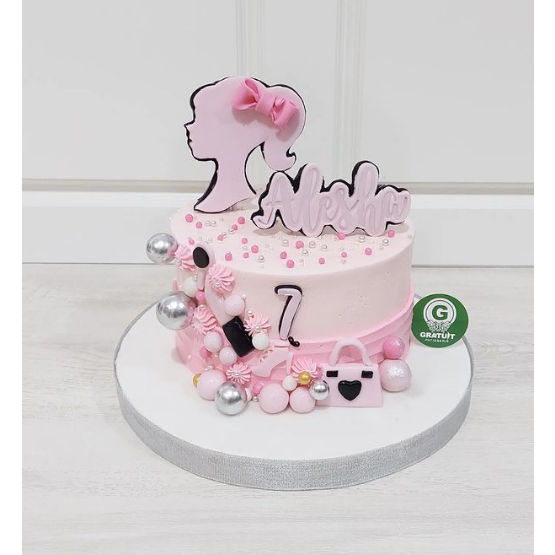 

BARBIE CAKE UK 15CM / KUE ULANG TAHUN CUSTOME