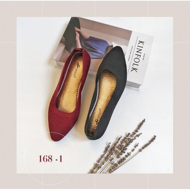Flat shoes fransisca renaldy maroon bahan knit nyaman dipakai