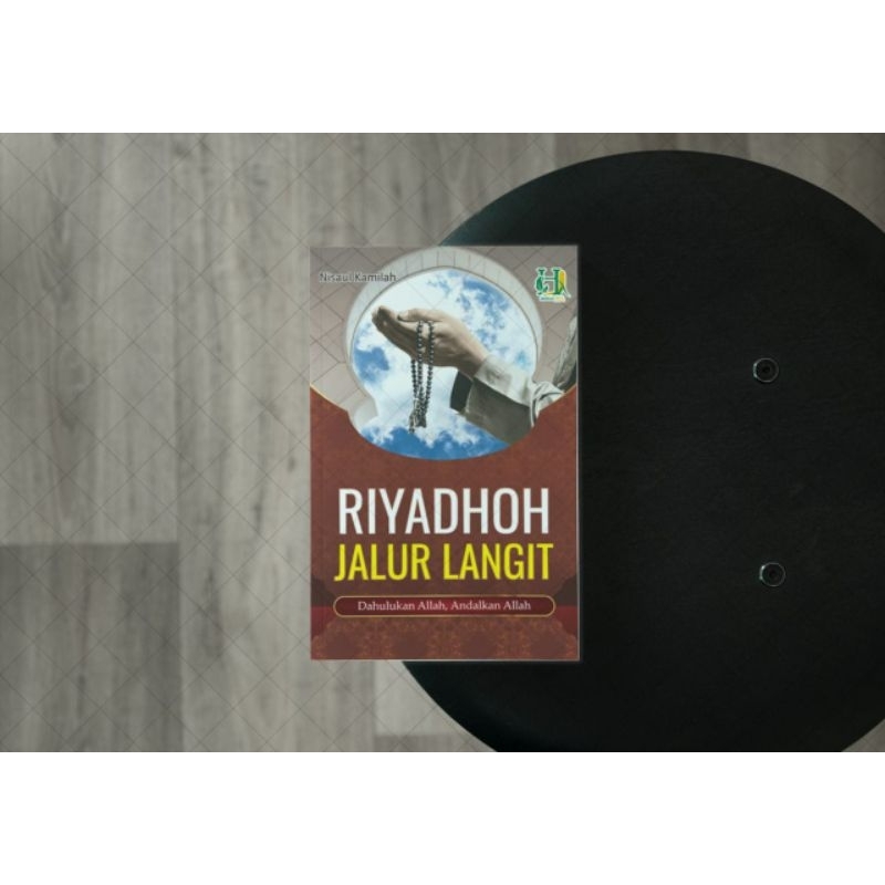 BukuRiyadhohJalurLangit