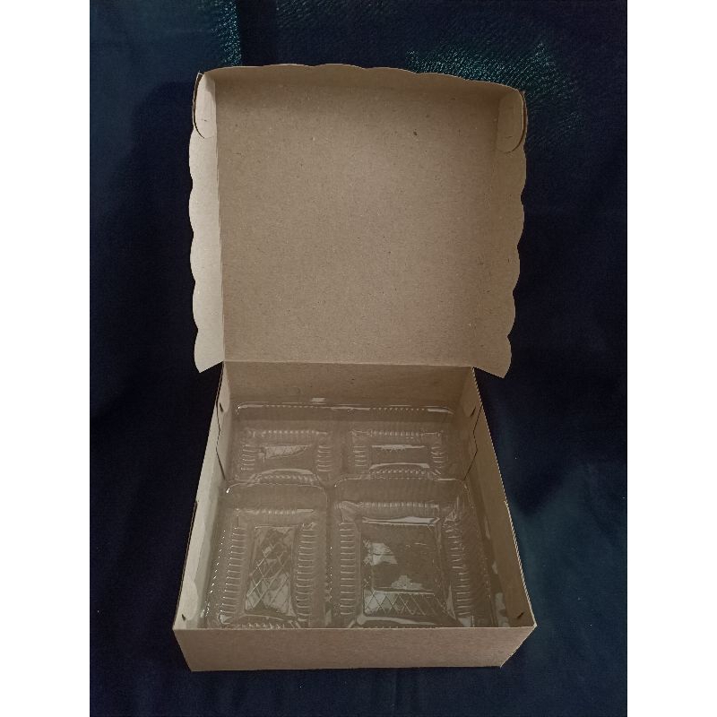 

DUS NASI KOTAK R8 + MIKA SKAT 4 ( 18 x 18 )