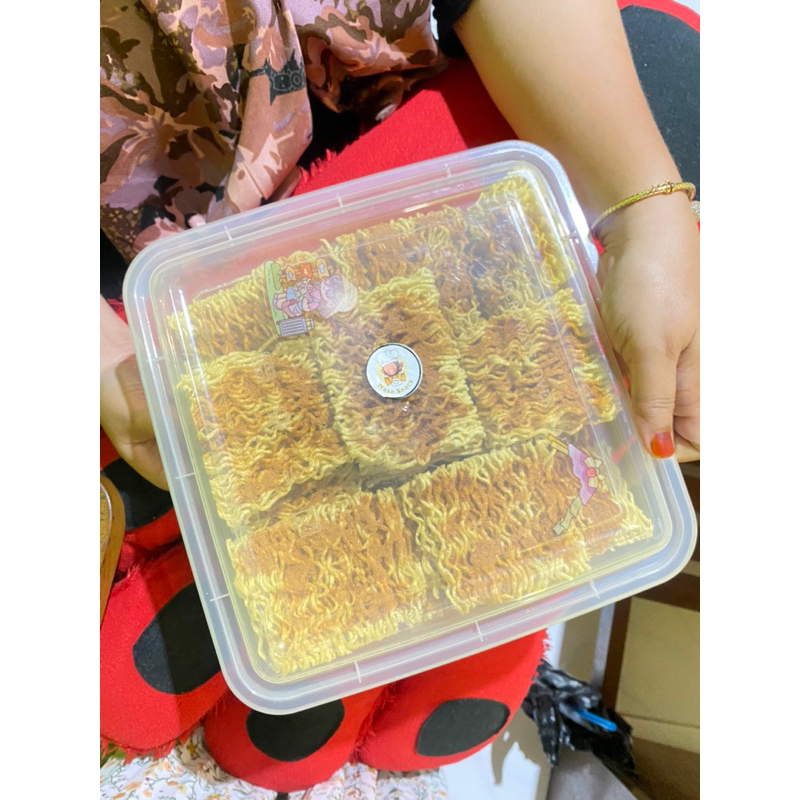 

mie kriuk pedas asin
