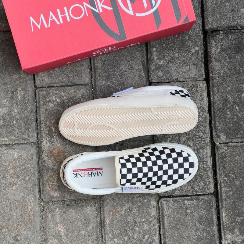 SEPATU MAHONK - Slip On Checkerboard OG Sepatu Sneakers Casual Pria Wanita