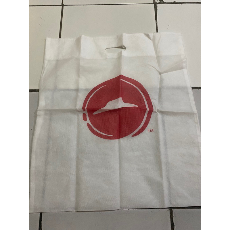 

Goodie bag pizza hut