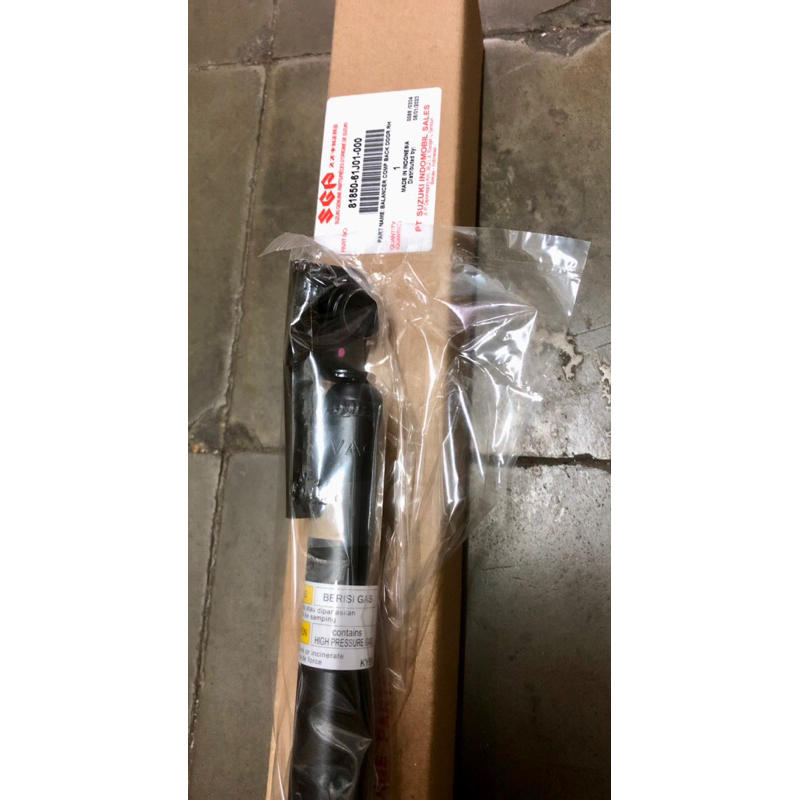 HIDROLIK PINTU BAGASI BELAKANG APV STD ORI