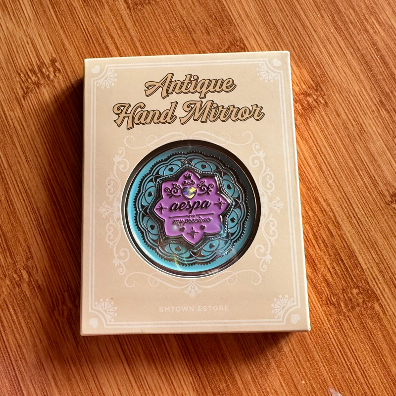 [ READY STOCK INA SIAP KIRIM ] Antique Hand Mirror SEALED AESPA WINTER