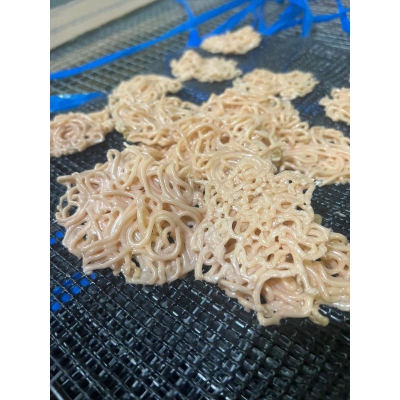 

KERUPUK KERITING MENTAH 500gram