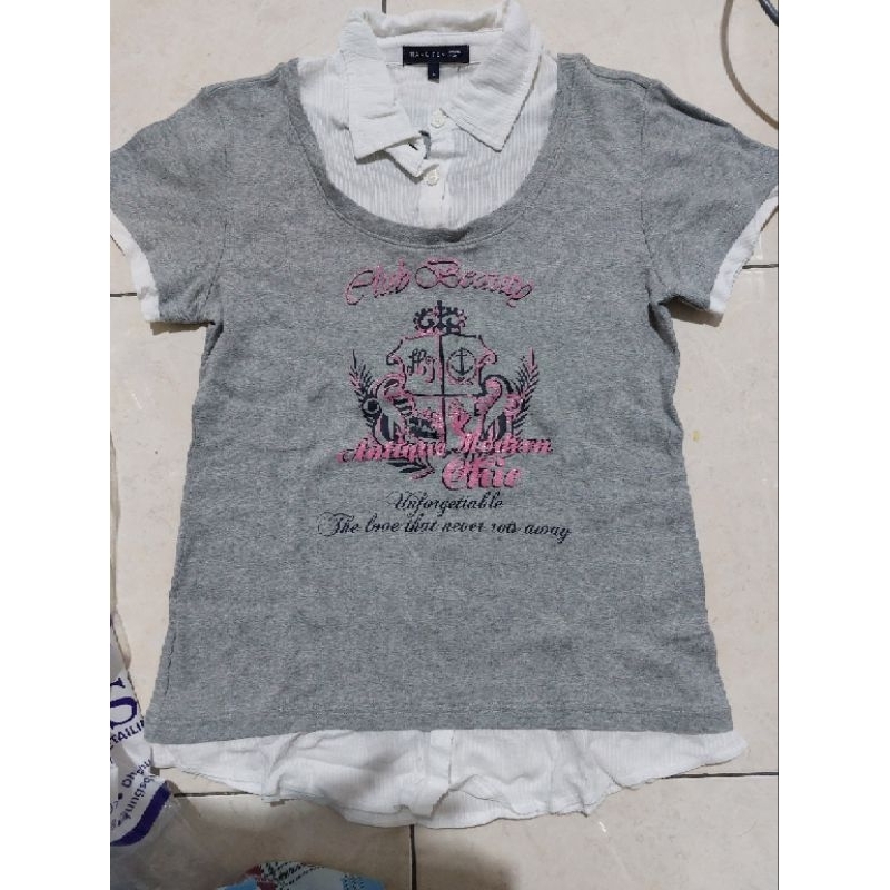 PRELOVED kaos atasan berkerah Hang Ten