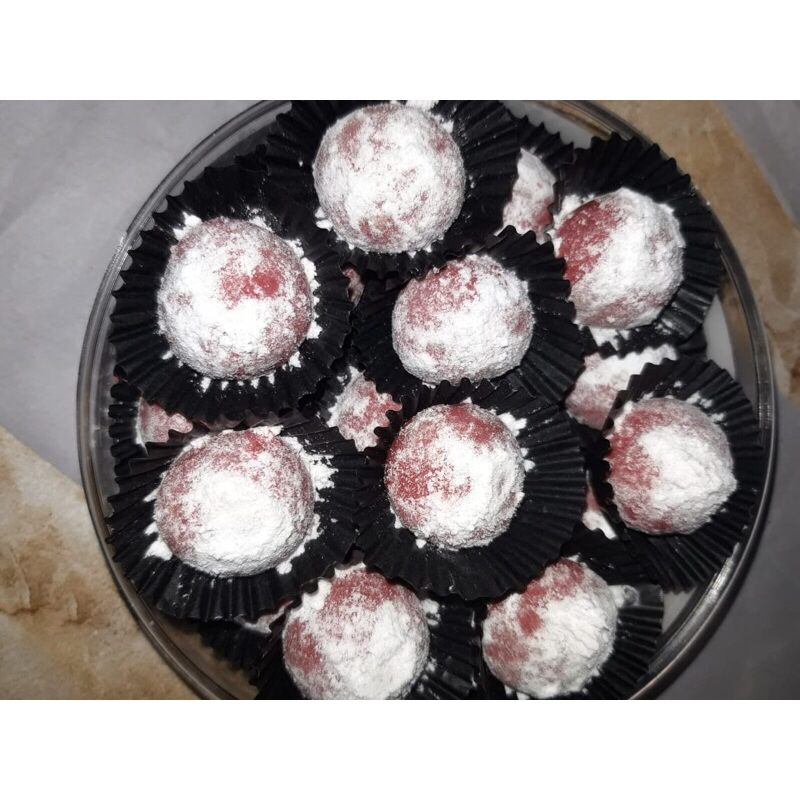 

Kue kering- Bola Salju Red Velvet