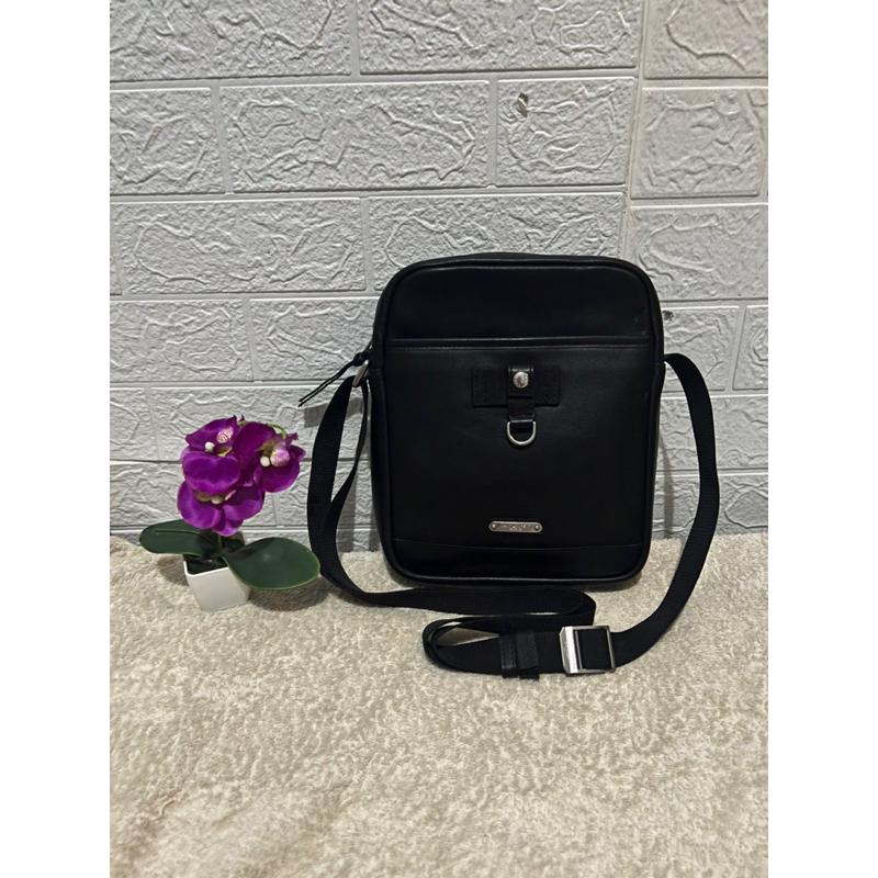 Preloved YSL Sling Bag NETT