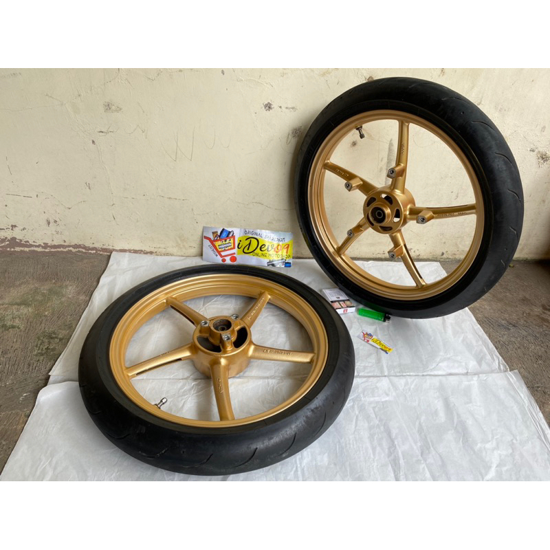 Bekas  Velg Racing Boy Velk Palang 5 RCB SP522 Satria Fu Karbu Satria Fu Injeksi ORI RCB