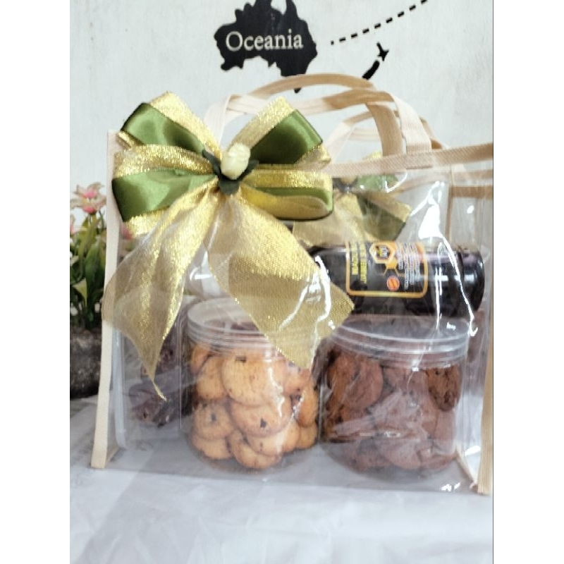 

Hampers Lebaran Murah (Madu, Kurma, cookies)