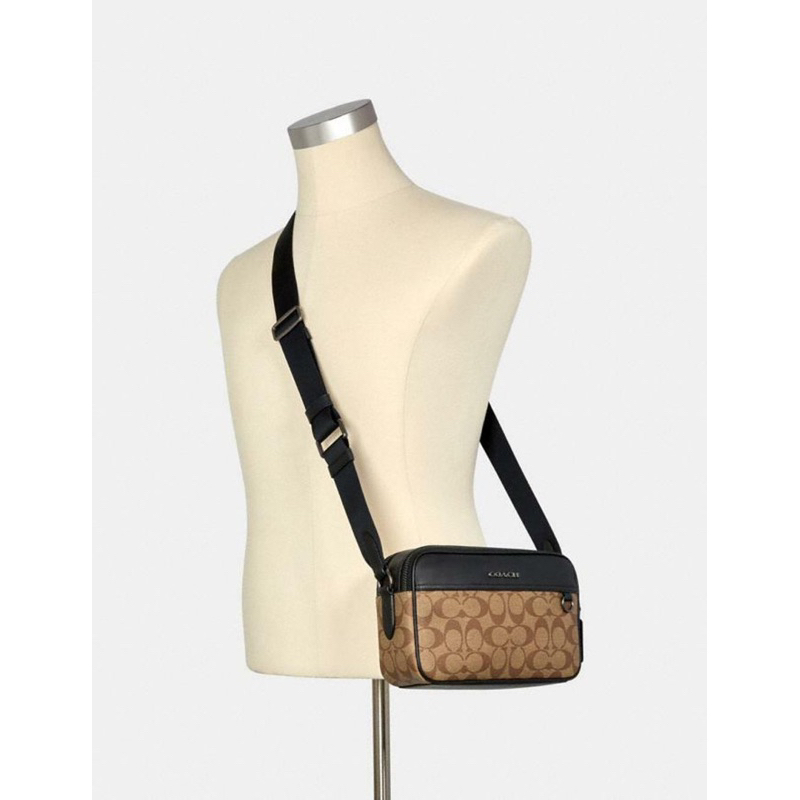 Coach Graham Crossbody In Signature Canvas (C4149)