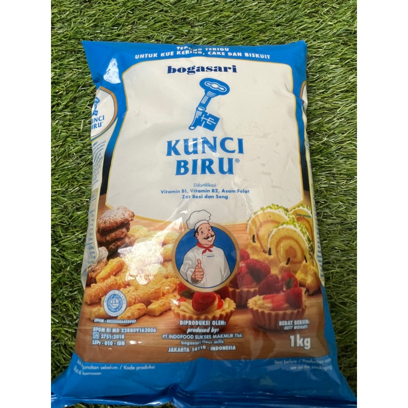 

TEPUNG TERIGU KUNCI BIRU 1 KG PROTEIN RENDAH KUNCI BIRU