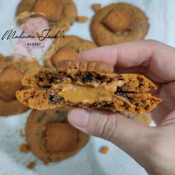 

Lotus Biscoff Chocolate Soft Cookies