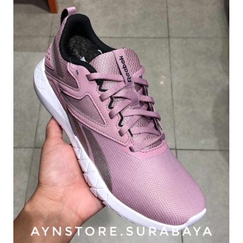 Sepatu Reebok Wanita