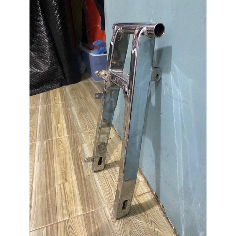 swing arm yamaha scorpio chrome original