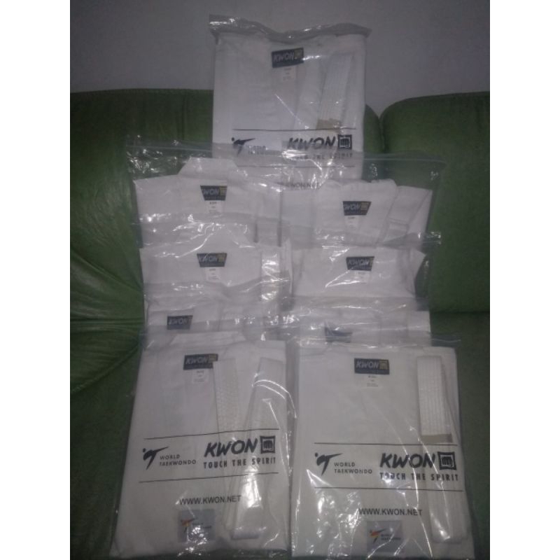 dobok taekwondo kwon