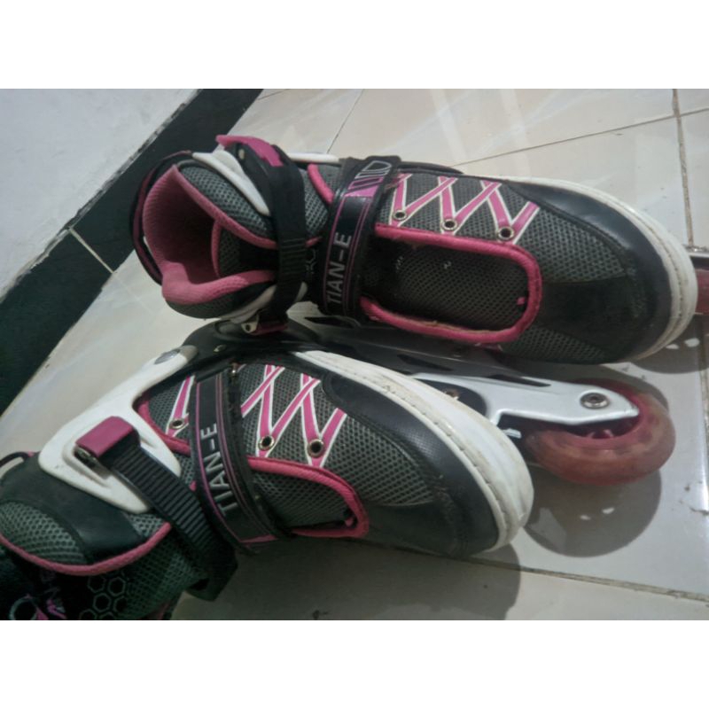 sepatu roda Tian e E second