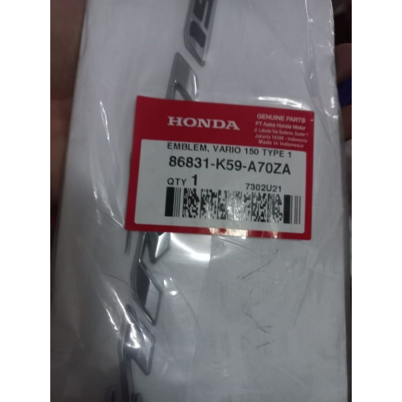 EMBLEM VARIO 150 NEW, ASLI ORIGINAL AHM