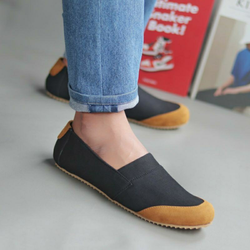 bungkusuku ken - Sepatu Casual Slip On Pria Canvas Twill Trendi